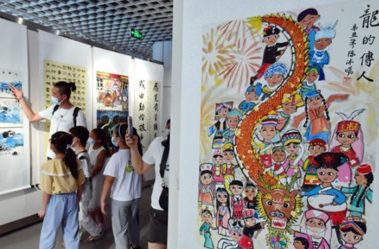 榕台中小学生书画佳作在福州展出