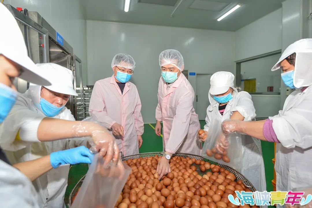 台商二代在福州用瓜子续写两岸缘