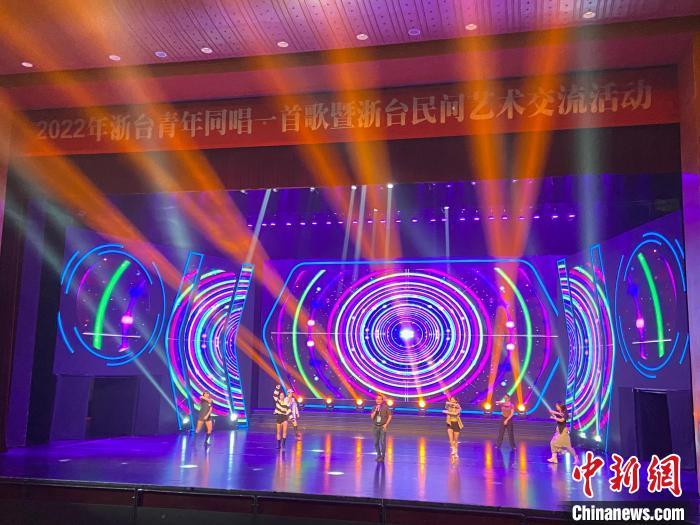 浙台青年同唱一首歌：台湾老歌如何唱出新意？
