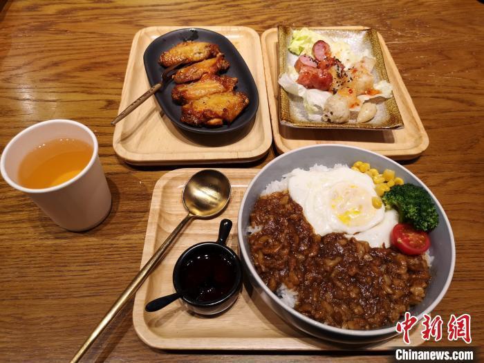 “台二代”在浙开店十年：大陆厨房烹台味收获多