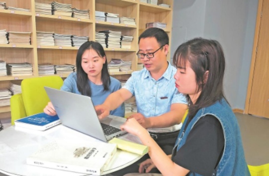 台湾青年教师陈昭志：我要感恩这片热土