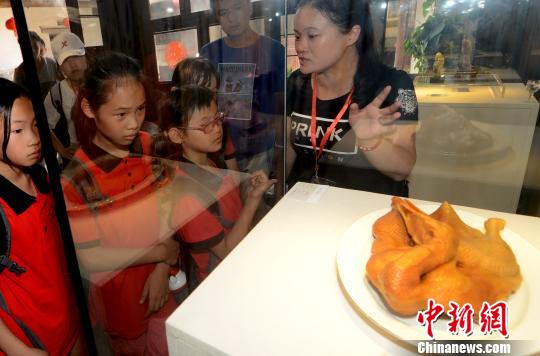 榕举办海峡两岸青少年文化体育夏令营　为期10天